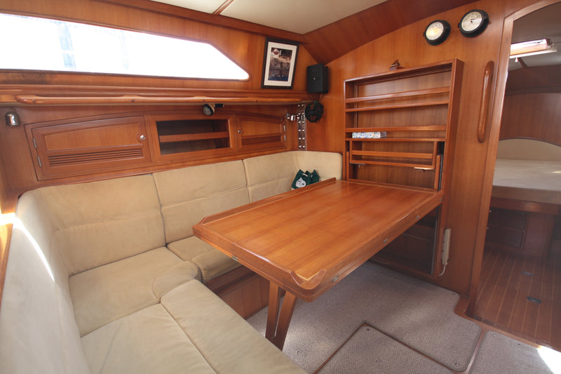 2001 Outbound 44 - Sequoia
