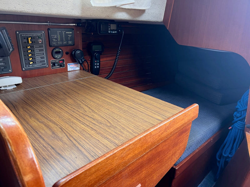 1975 Hallberg-Rassy Monsun 31 NARWHAL