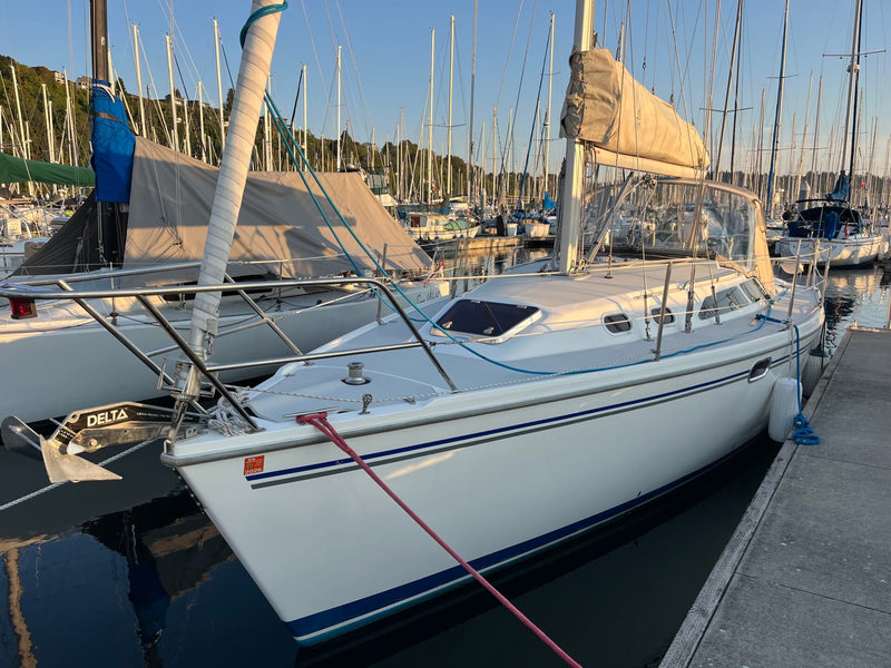 Catalina 320 - KNOT TO WORRY
