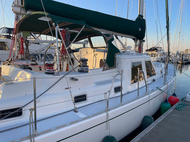 CAPAZ - Perry Pilothouse 48