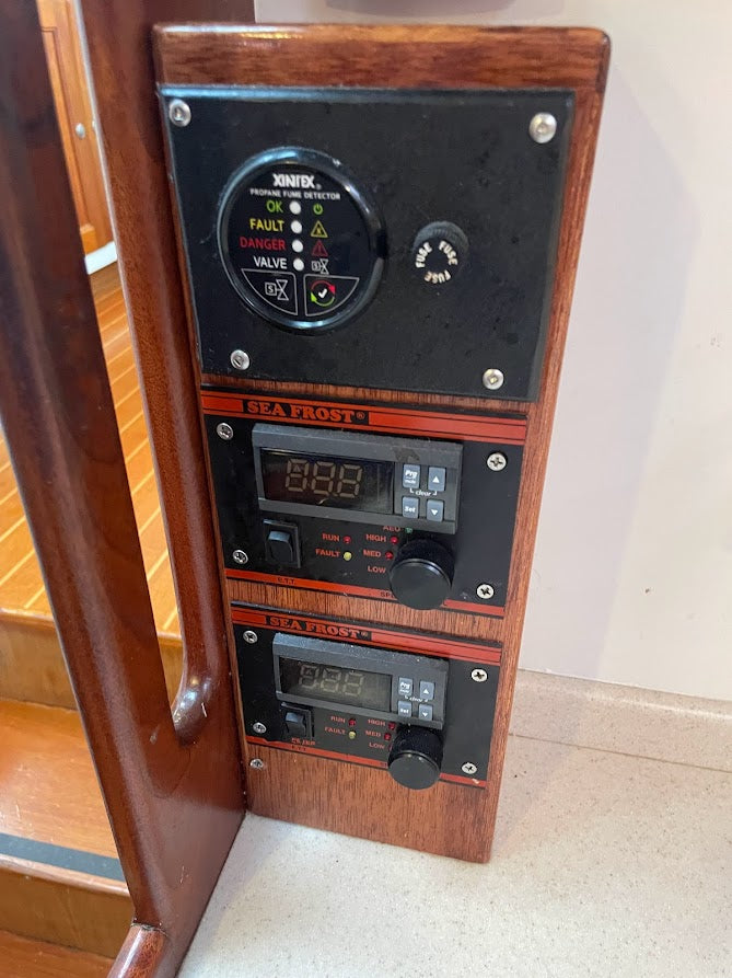 CAPAZ - Perry Pilothouse 48