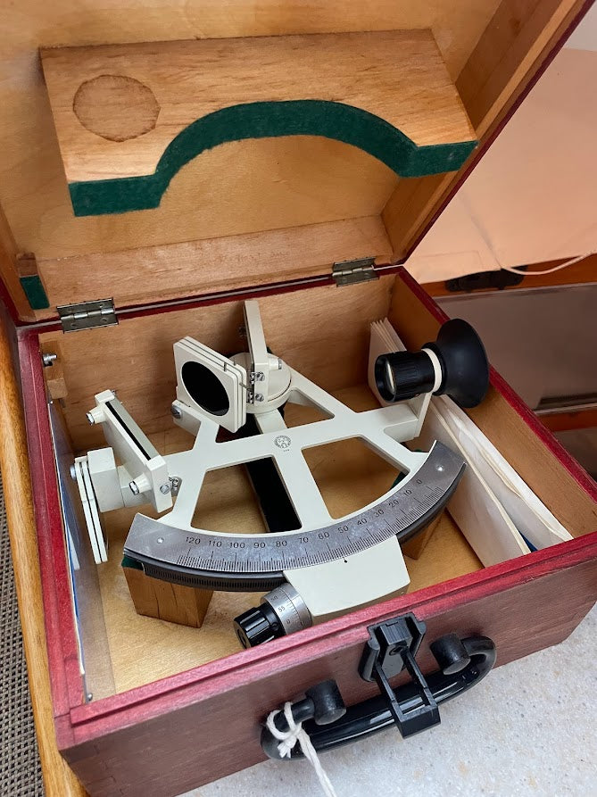 CAPAZ - Perry Pilothouse 48