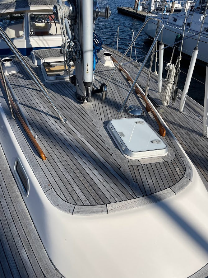 Hallberg-Rassy 42 Legacy