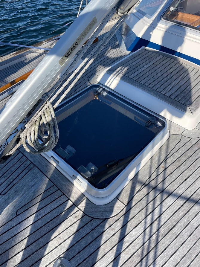 Hallberg-Rassy 42 Legacy