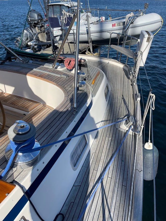 Hallberg-Rassy 42 Legacy
