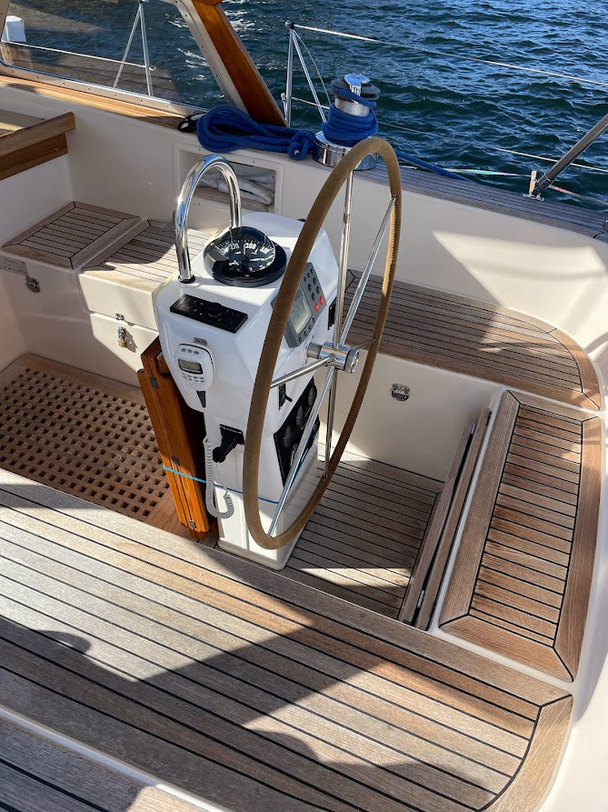 Hallberg-Rassy 42 Legacy
