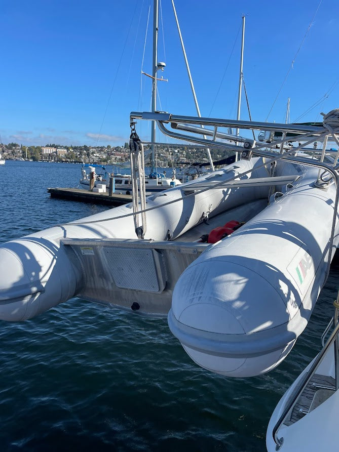 Hallberg-Rassy 42 Legacy
