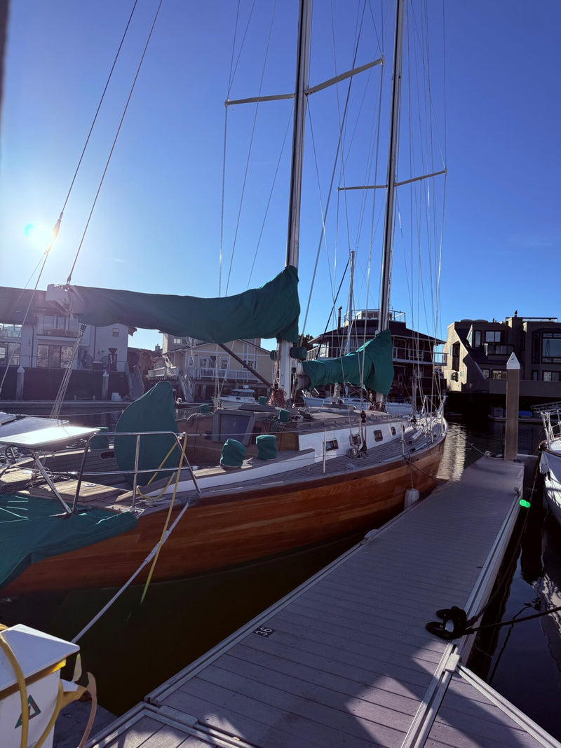 Chuck Burns Custom Schooner - SIR EDMUND