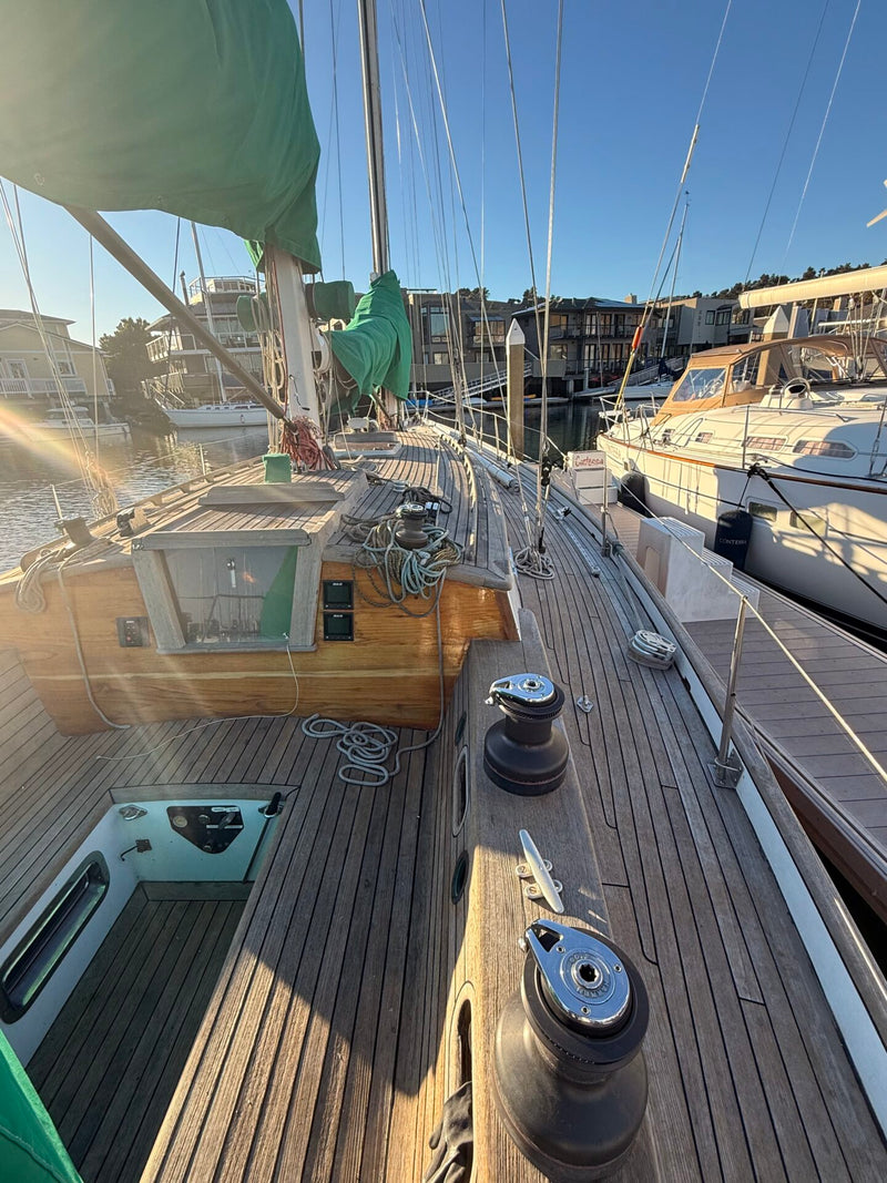 Chuck Burns Custom Schooner - SIR EDMUND