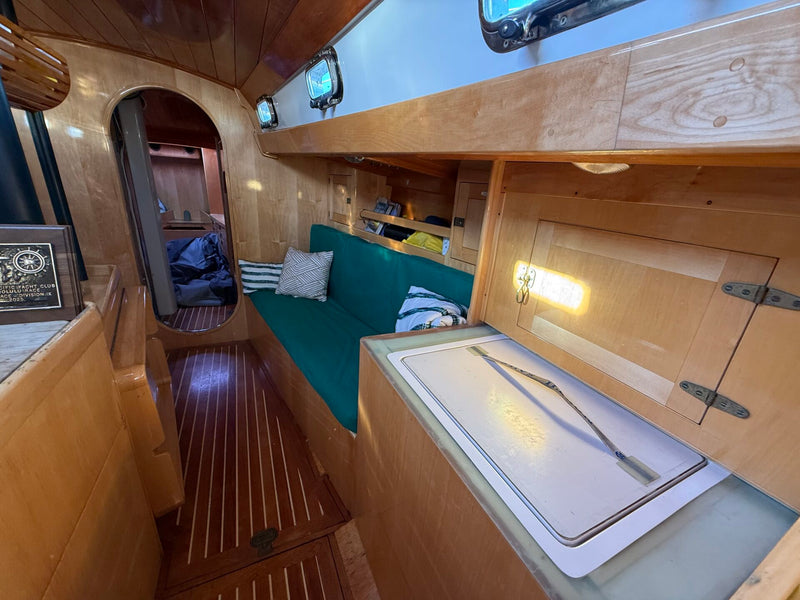 Chuck Burns Custom Schooner - SIR EDMUND