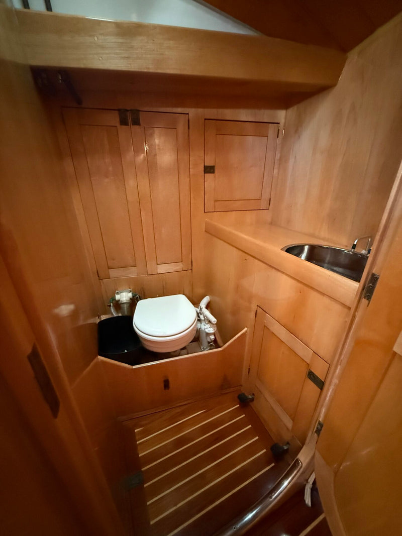 Chuck Burns Custom Schooner - SIR EDMUND