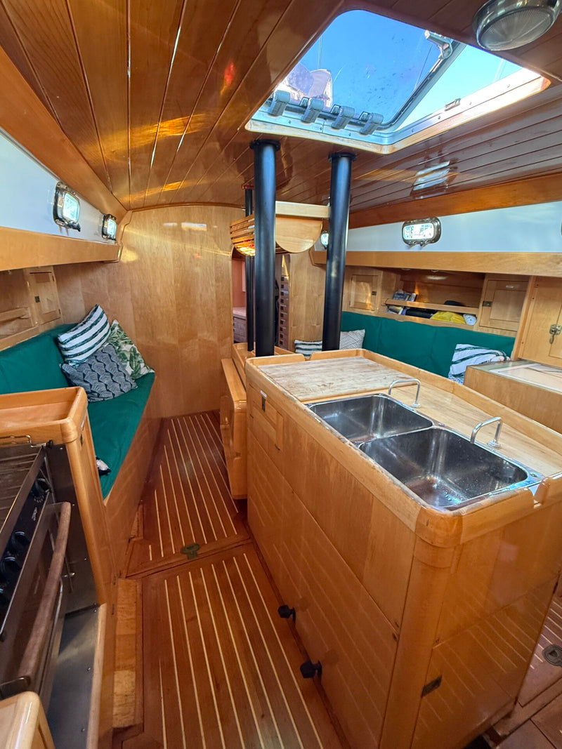 Chuck Burns Custom Schooner - SIR EDMUND