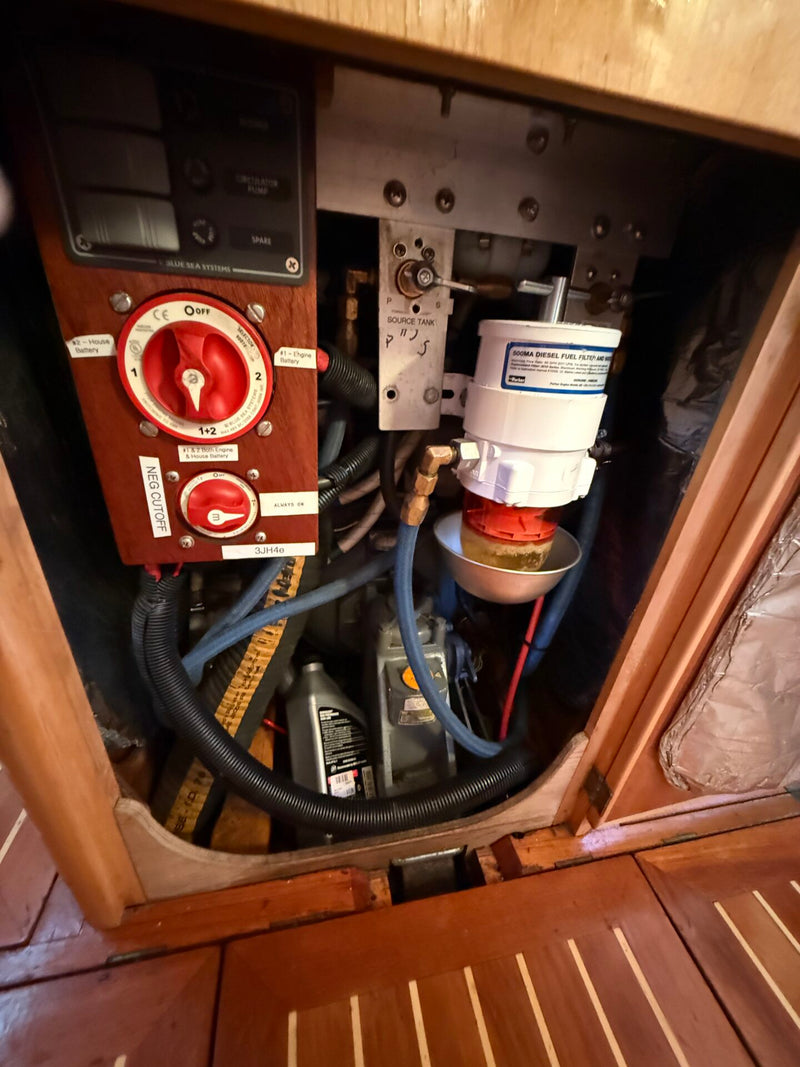 Chuck Burns Custom Schooner - SIR EDMUND