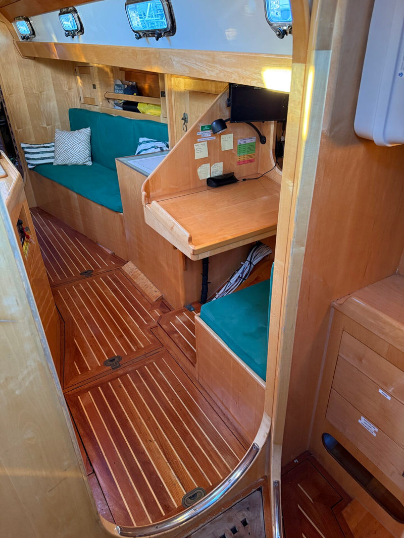Chuck Burns Custom Schooner - SIR EDMUND
