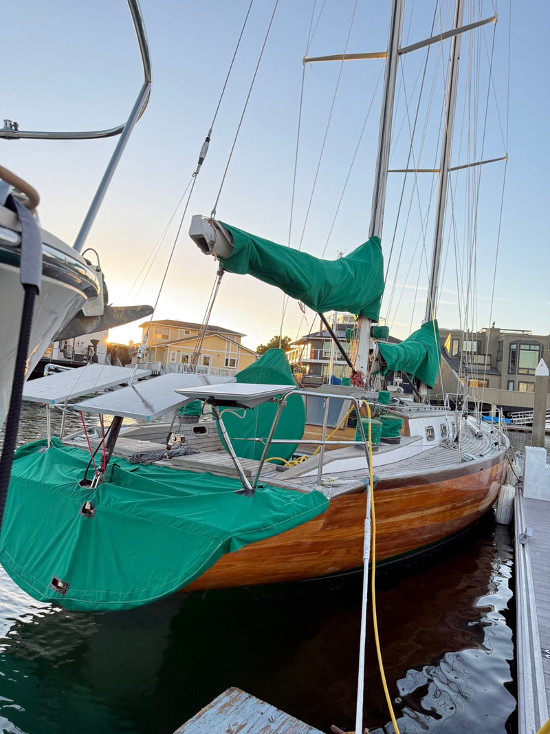 Chuck Burns Custom Schooner - SIR EDMUND