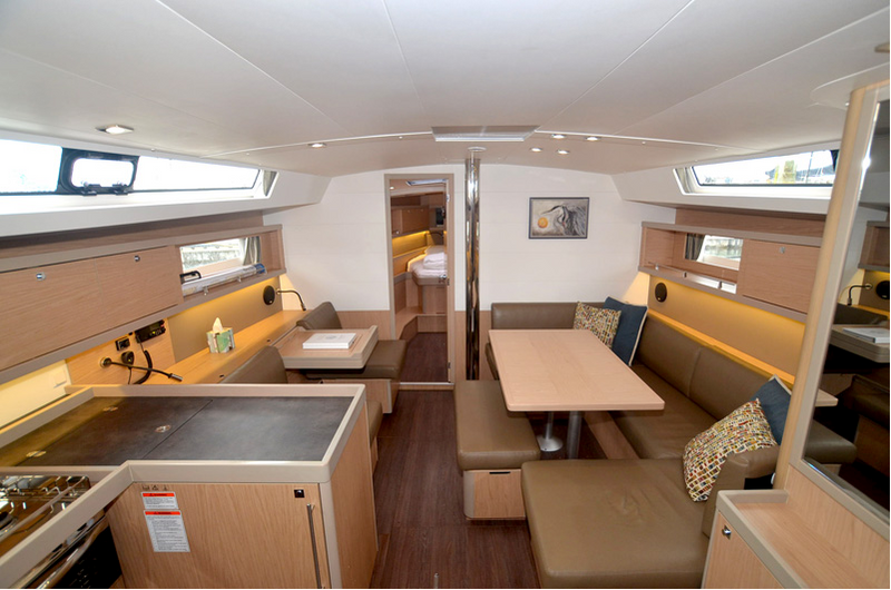 2018 Beneteau Oceanis 45 Lifestyle