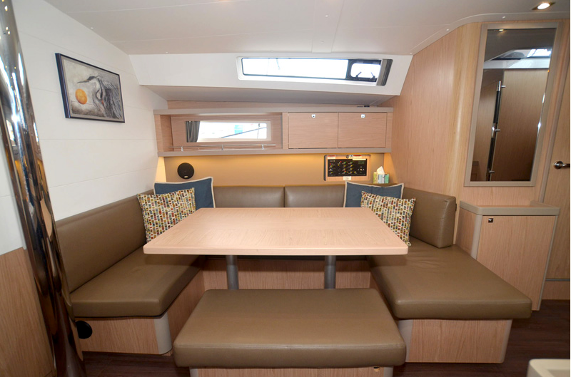 2018 Beneteau Oceanis 45 Lifestyle