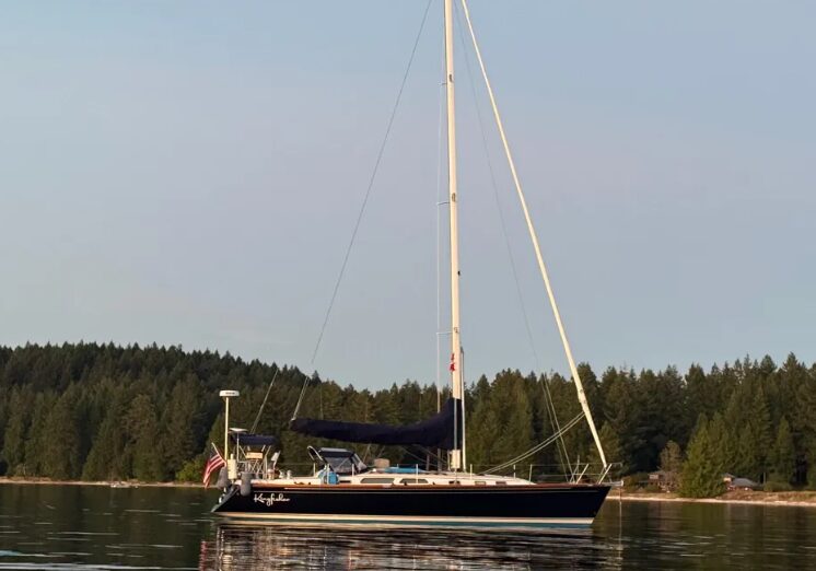 2004 Sabre 426 KINGFISHER