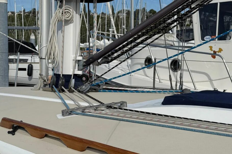 2004 Sabre 426 KINGFISHER