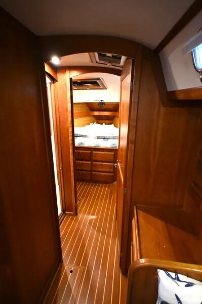 2004 Sabre 426 KINGFISHER