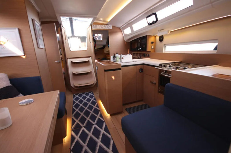 2022 Jeanneau Sun Odyssey 410 RETRIEVER