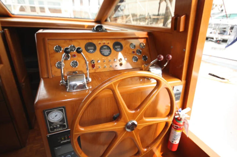 1989 Ocean Alexander 420 SABBATICAL