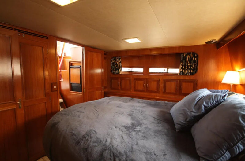 1989 Ocean Alexander 420 SABBATICAL
