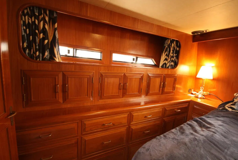 1989 Ocean Alexander 420 SABBATICAL