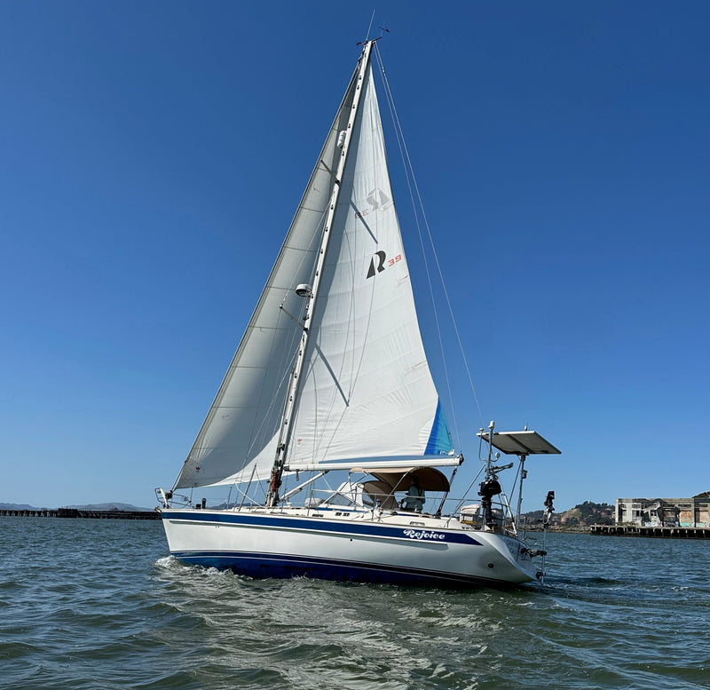 Hallberg-Rassy 39 - Rejoice
