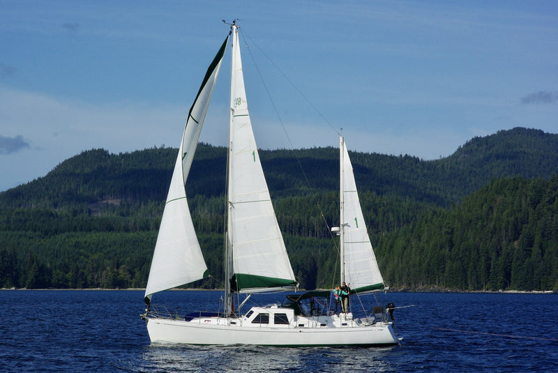 CAPAZ - Perry Pilothouse 48