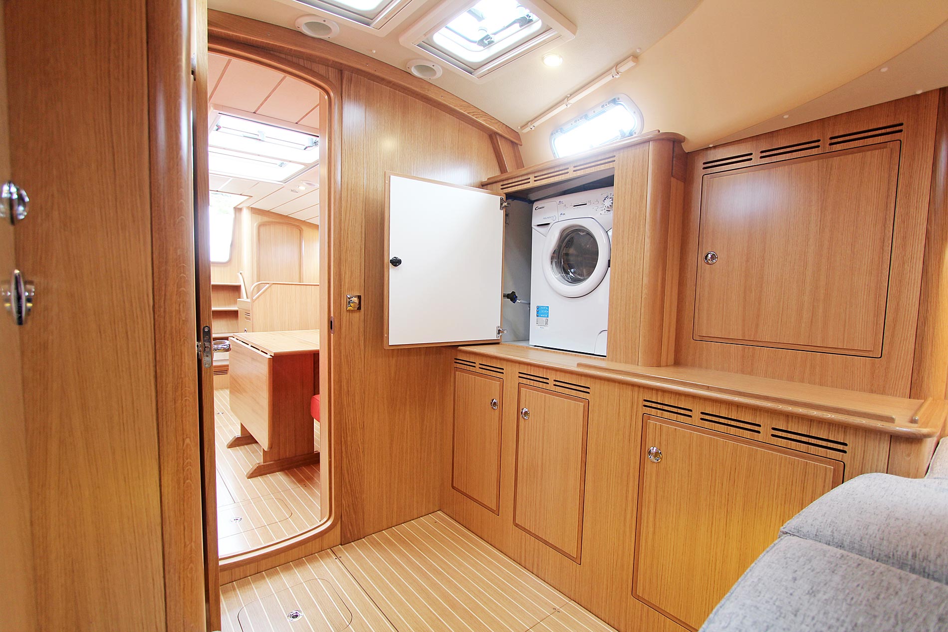 Hallberg-Rassy 412