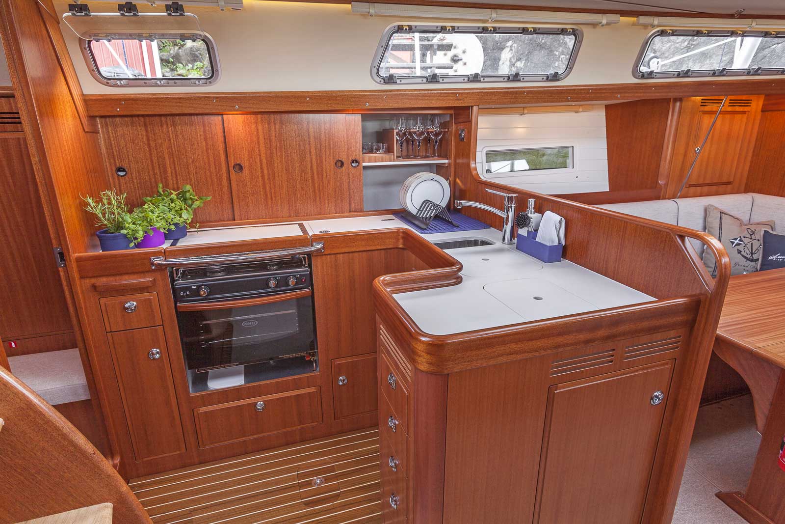 Hallberg-Rassy 412