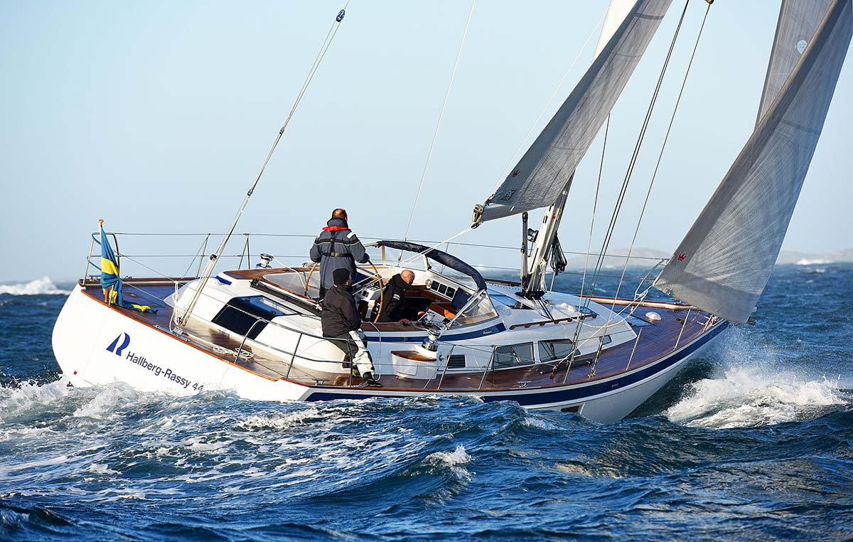 seattle sailboat brokers